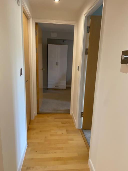 Modern Apartment, Fistral Beach 新码头 外观 照片