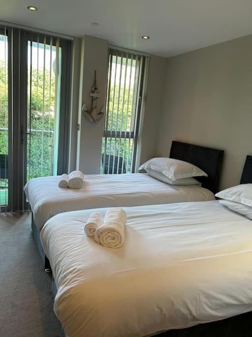 Modern Apartment, Fistral Beach 新码头 外观 照片