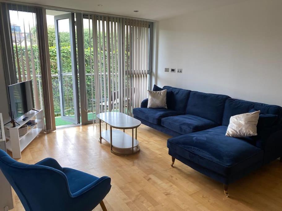Modern Apartment, Fistral Beach 新码头 外观 照片